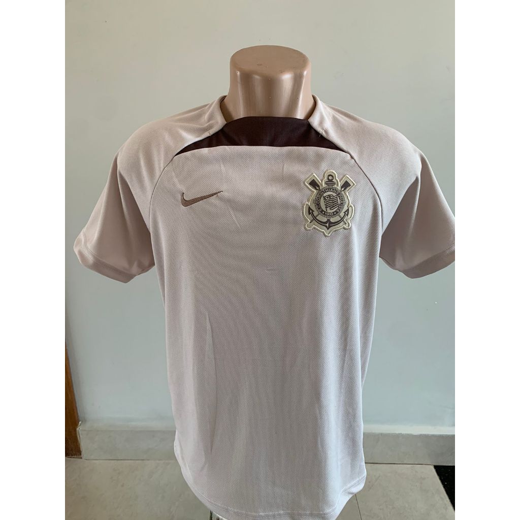 Treine como um Verdadeiro Guerreiro: Camisa de Treino do Corinthians na Shopee