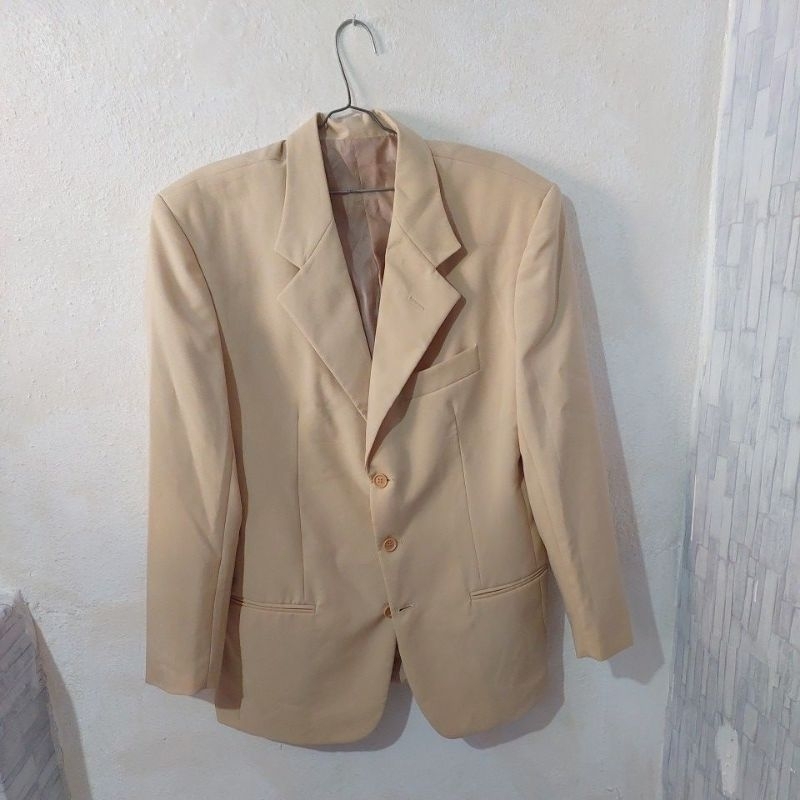 Blazer masculino usada tamanho 50 forma pequena