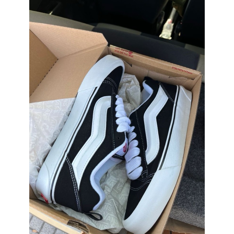 Tênis Vans Knu Skool Cano Baixo