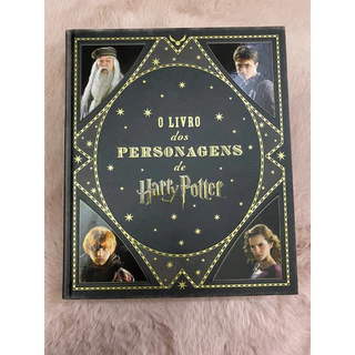 Livro dos personagens de Harry Potter - usado.