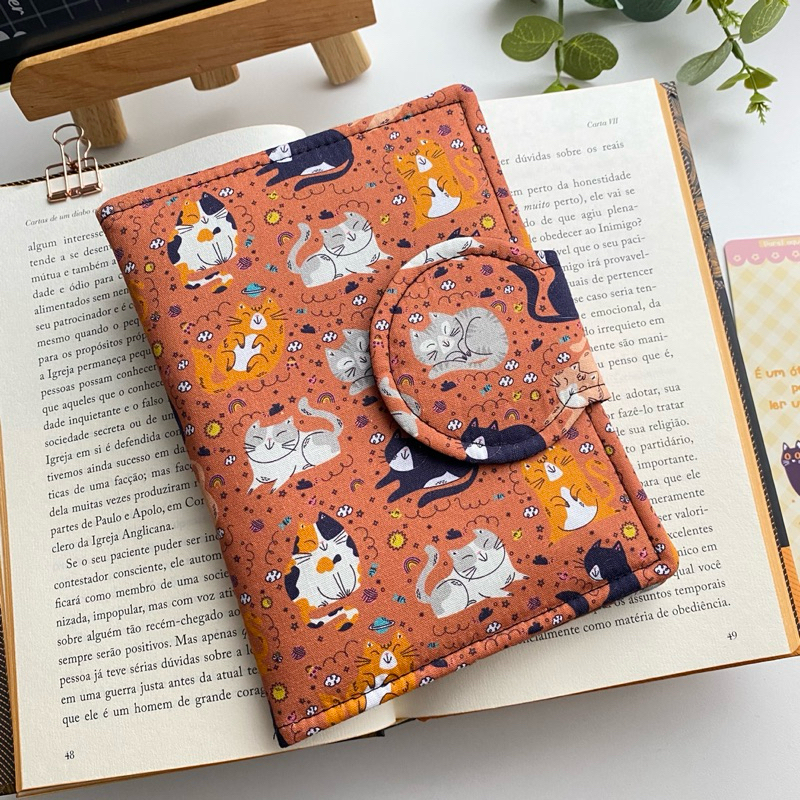 Capa para Kindle - Gatinhos