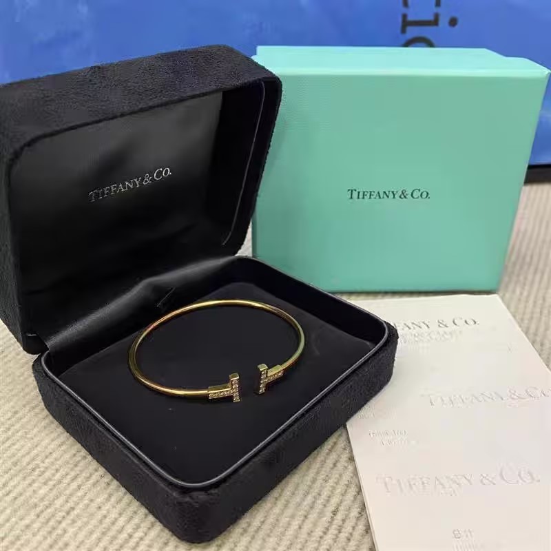 Pulseira Feminino Senhora Ti-ff@ny Fe de Punho Duplo com Logotipo Duplo T Ouro Rosa/ Ouro