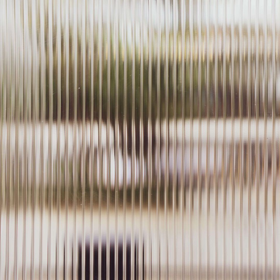 Vidro canelado sob medida peça seu orçamento.