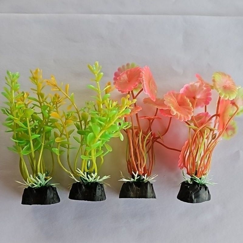 Planta Plástica Para Decoração Kit 4 Unidades Aqua Tank