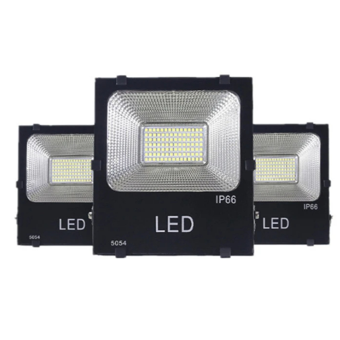 Refletor Holofote LED Branco Frio Resistente A Água 20W/30W/50W IP66