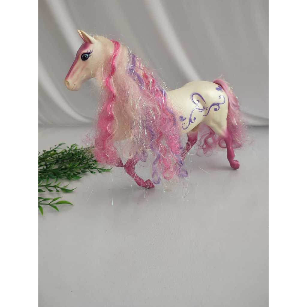 Antigo Cavalo rosa e roxo Barbie e seus cavalos corrida de cavalos ...