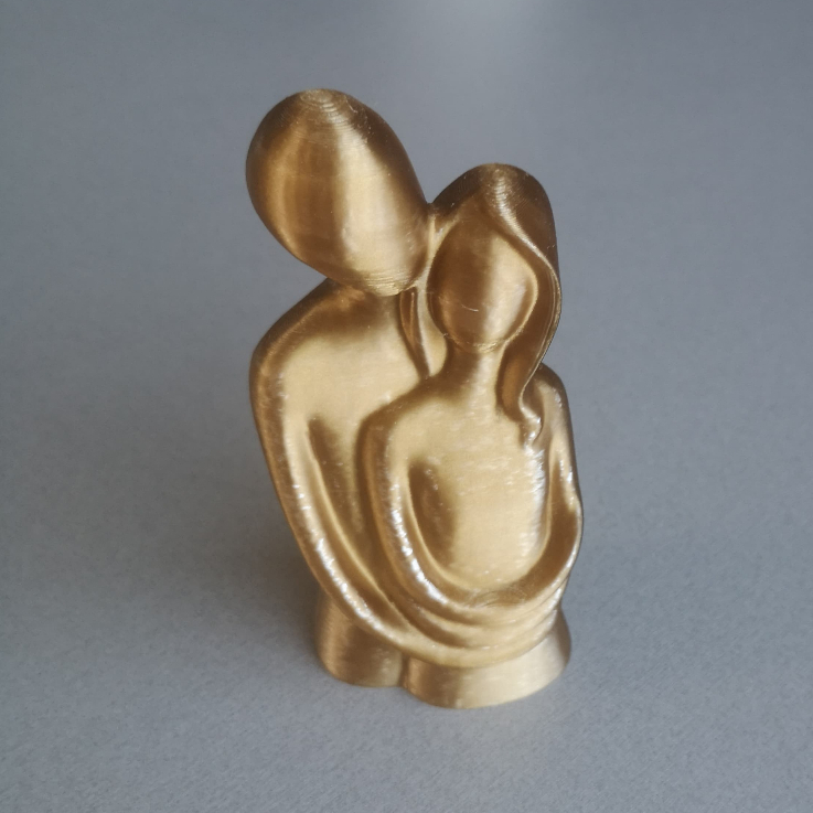 ESTATUA DECORATIVA ABRAÇO NAMORADOS PRESENTE DE CASAL/ DECORAÇÃO PARA CASA - DOURADO (M)