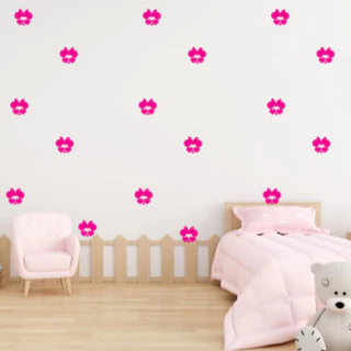 50 ADESIVOS DE PAREDE DECORATIVO MINNIE OCULOS DE CORAÇÃO 10X9CM