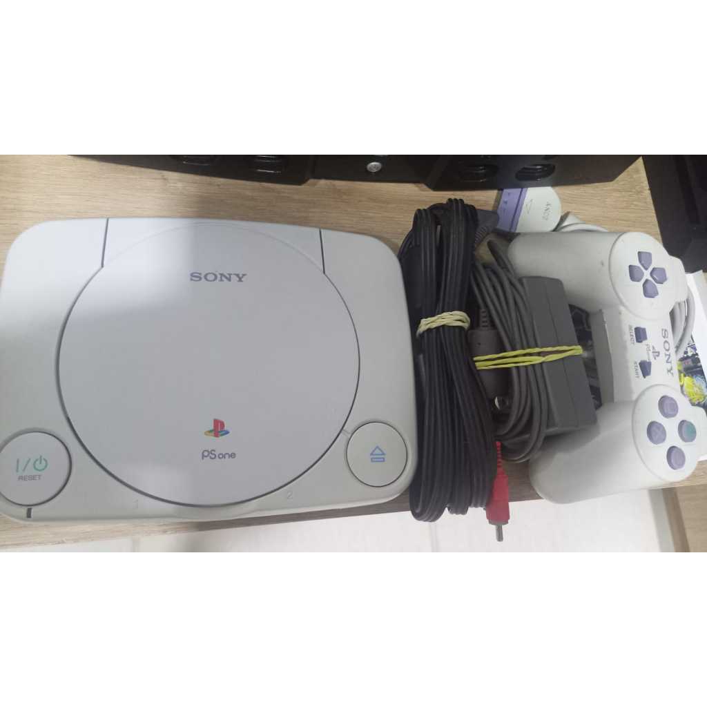 PS ONE PLAYSTATION 1