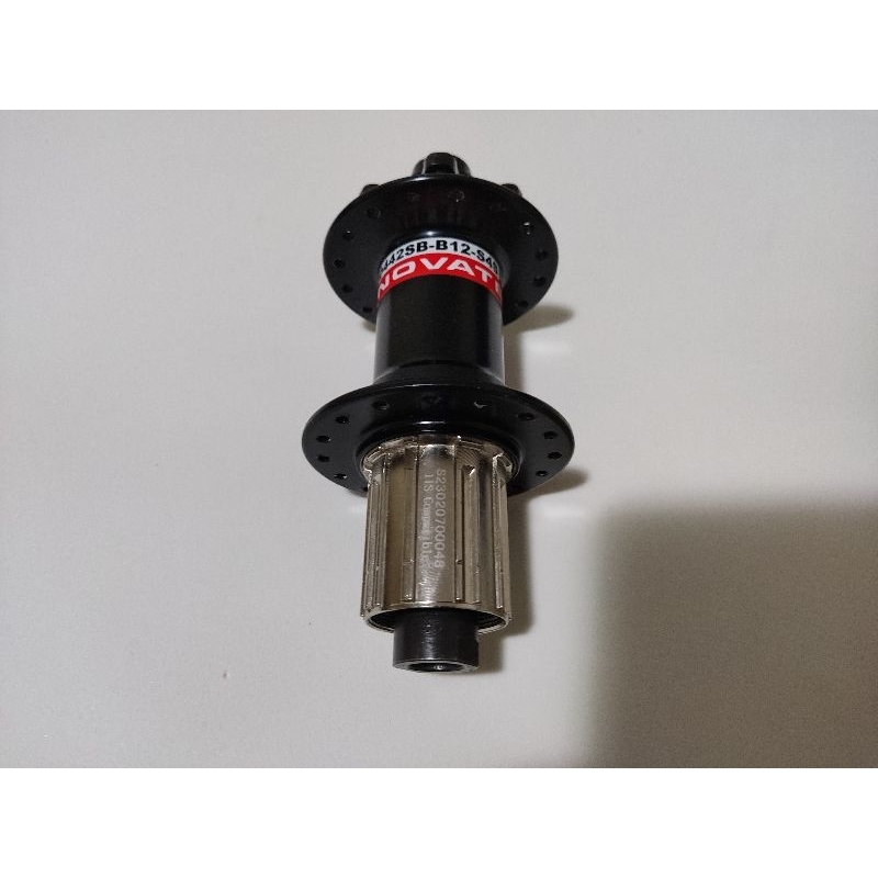 Par de Cubo NovaTec Boost Padrão HG