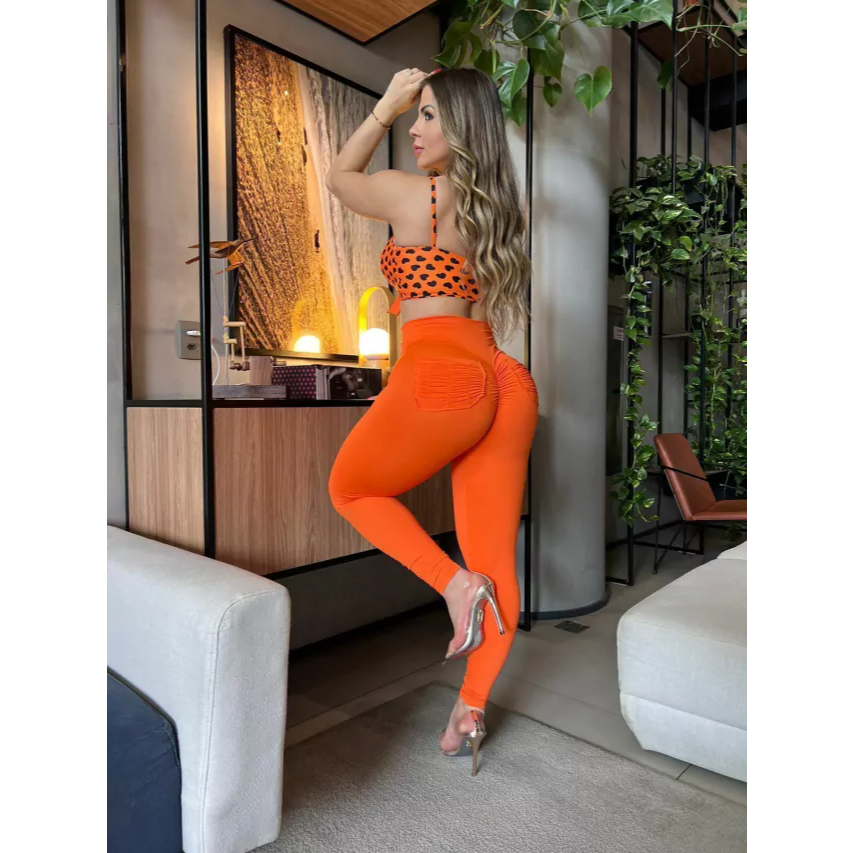 CONJUNTO LEGGING ELEGANCE CORAÇÃO PRETO COM ORANGE EMPINA BUMBUM EXCLUSIVO
