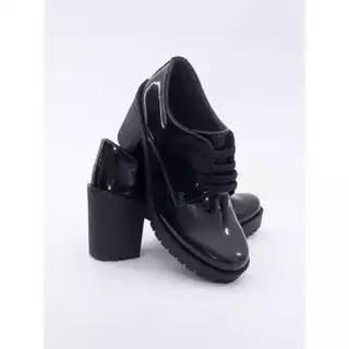 Sapato Feminino Oxford Sola Tratorada Preto Verniz