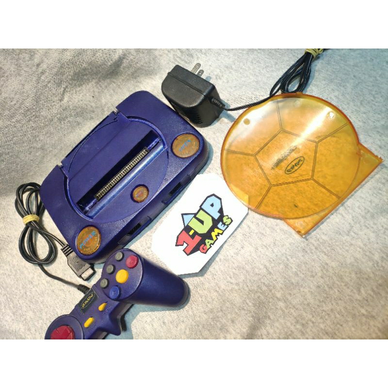 videogame gemini game star. tampa solta. jogos na memória. testei com um único cartucho aqui e não pegou. pode ser sujeira no conector