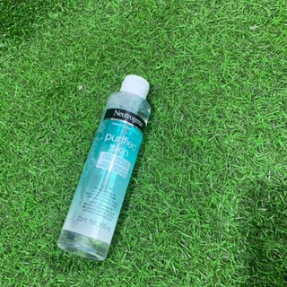 Água Micelar Neutrogena Purified Skin 7 em 1 200mL