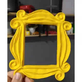 Moldura de porta olho mágico série Friends novo