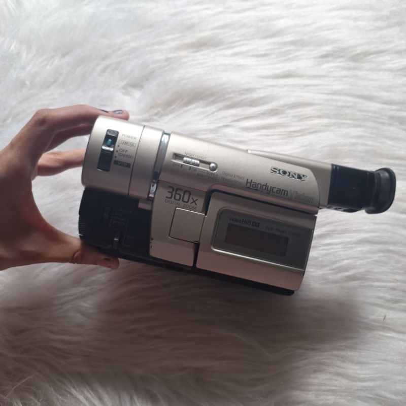 Filmadora 1999 Sony Handycam Vision Hi8 - CCD-TRV87 (VHS-C
