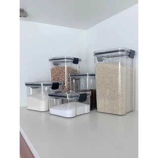 Conjunto de 5 Potes Herméticos em Acrílico Cristal com Trava e Design Empilhável - Organizador para Mantimentos