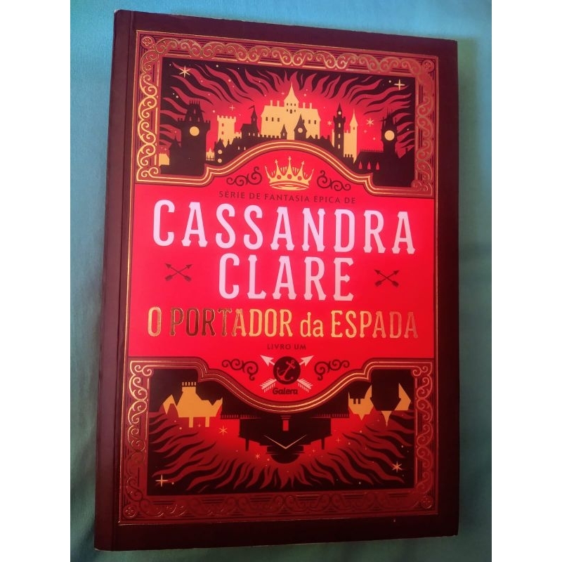O Portador da Espada - Cassandra Clare | Shopee Brasil