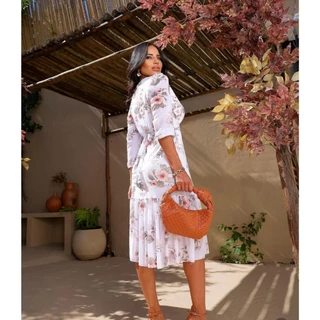 Vestido Midi Manga 3/4 Estampado Branco Preto Floral Tule com Forro Casamento Festas Moda Evangelica