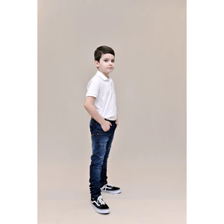CALÇA JEANS INFANTIL - MASCULINA - CASUAL - VESTE MUITO BEM - COM ELASTANO E AJUSTE NO CÓS.