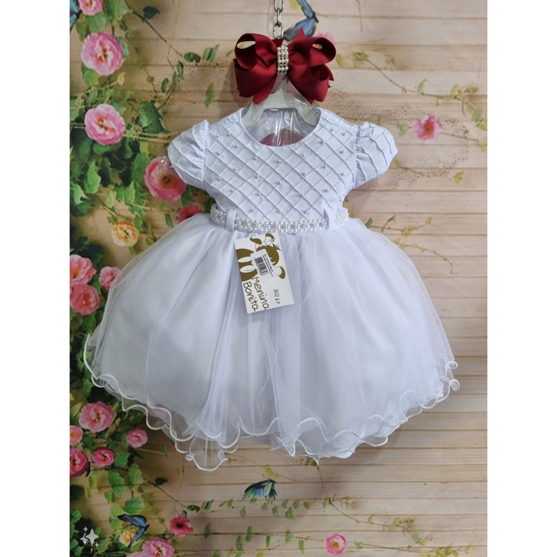 bebê menina vestido batizado ano branco