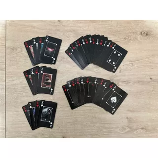 Baralho Batman Cavaleiro das Trevas Ressurge (40 cartas) falta os numeros 8,9 e 10