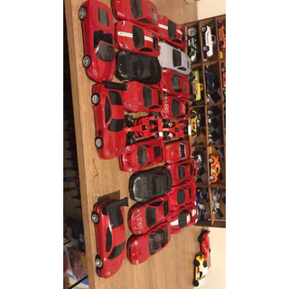 Miniatura postos shell hot wheels Ferrari Shell V-POWER 1:38 HOT WHEELS FERRARI MAISTO FRICÇÃO!!