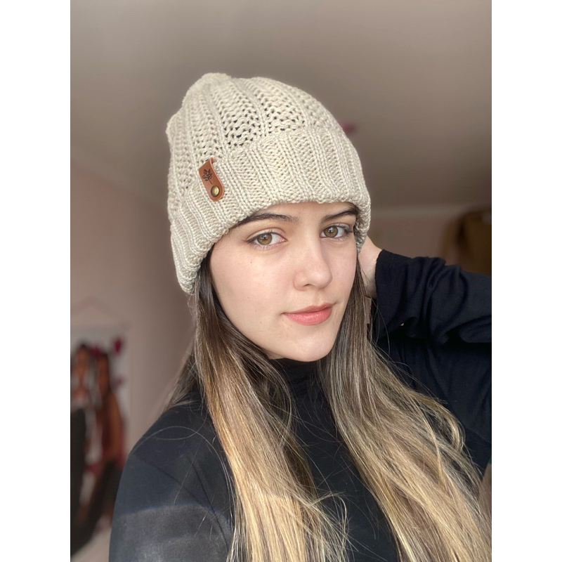 Gorros toucas Femininas Com Pompom De Lã Tricot Quentinha Inverno ...