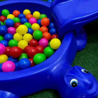 Tanque + 100 Bolinhas - Brinquedo Jabuti Água e Areia para Meninos e Meninas - Suporta 60 Litros