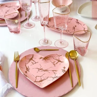 Conjunto com 6 Pratos Raso Luxo Coração Rosa Marmorizado de Porcelana -Rosa com Dourado