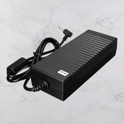 Fonte 12v 10a (bivolt) 50/60hz Plug P4