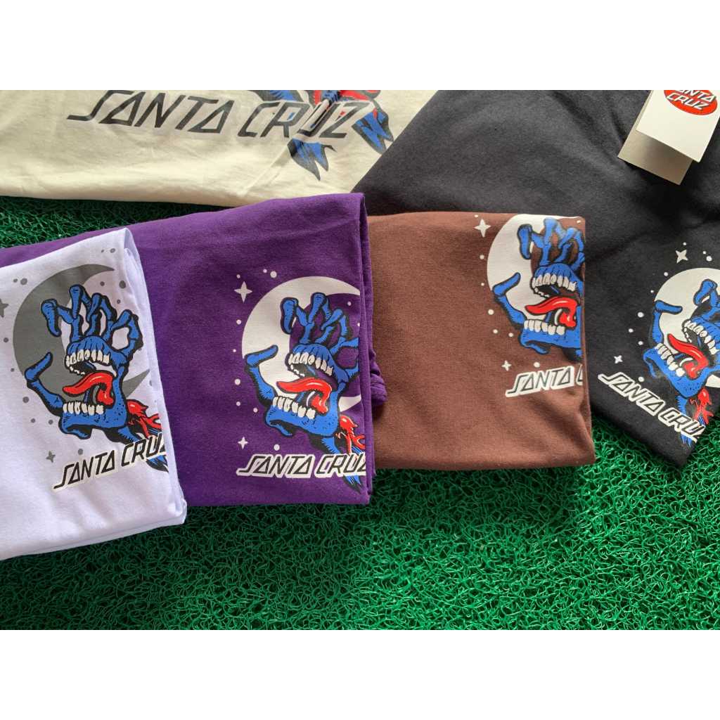 camiseta sanra cruzz mao esqueleto