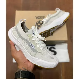 Tênis Vans Ultrarange VR3 Black Marshmallow 3 Varias Cores