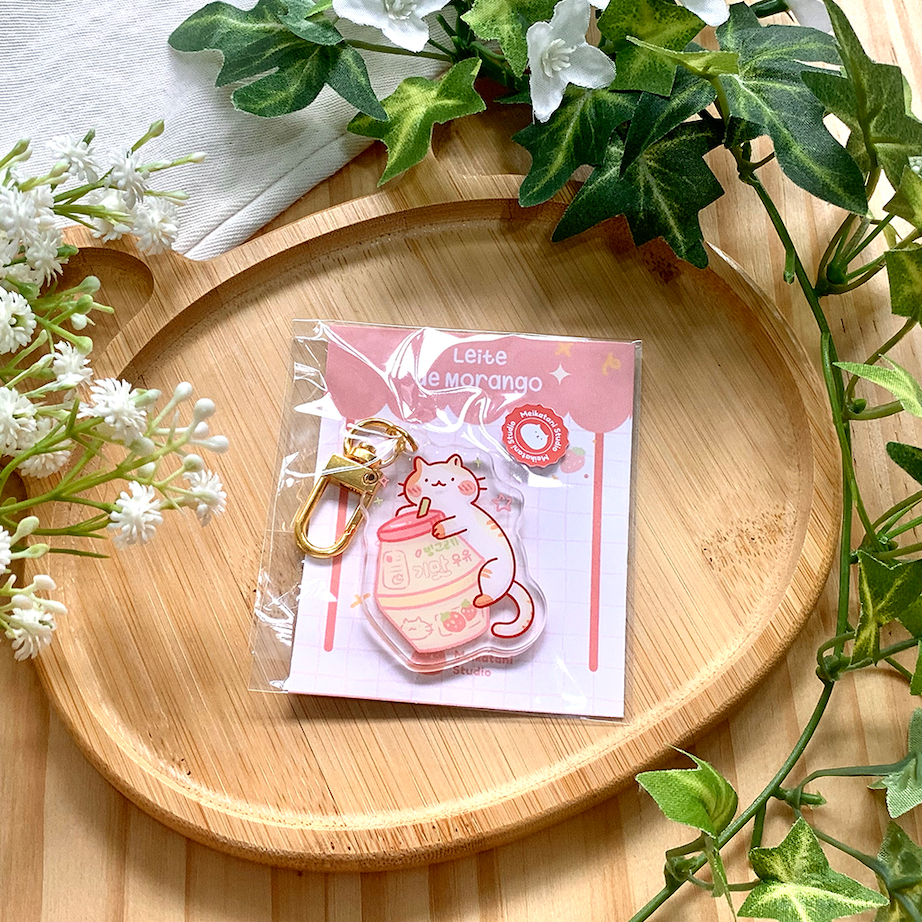 Chaveiro gatinho com Leite de Morango | Bichinhos Fofos | Meikatani Studio