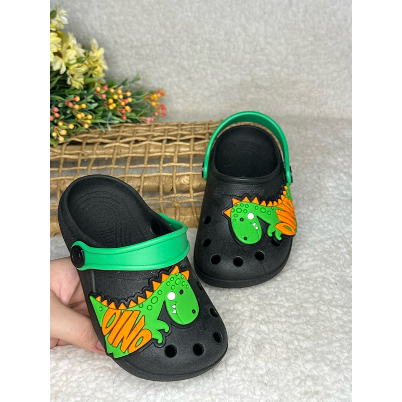 Huaraches fashion crocs para niño