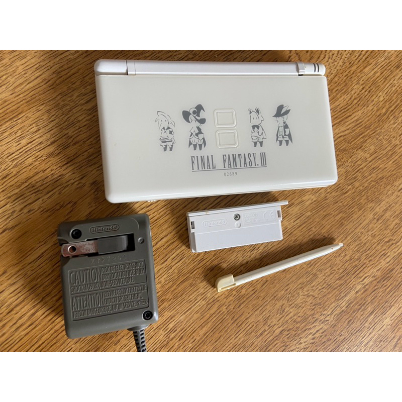 Nintendo DS Lite Edição Especial Final Fantasy 3 | Shopee Brasil
