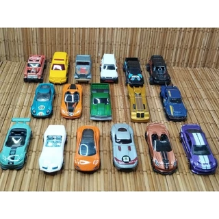 Hot wheels - Miniaturas kit com 3