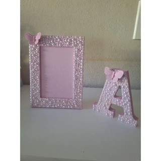porta retrato + letra com perola.