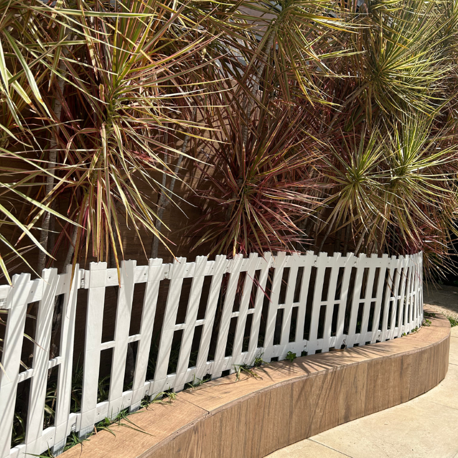 Kit 5 Cercas Plástica Decorativa para Jardim