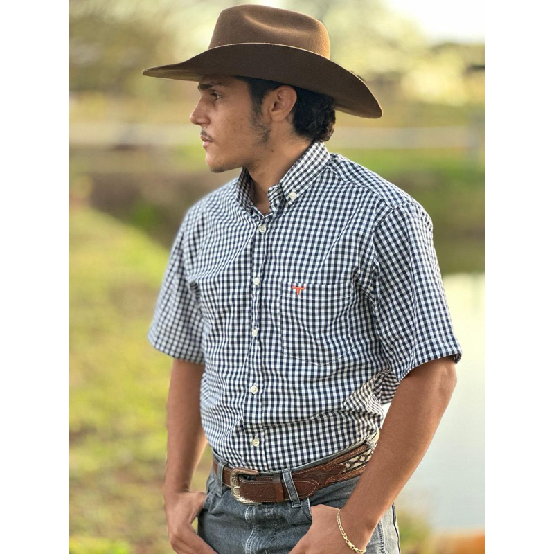 Camisa Xadrez Country Manga Curta Bolso Botão na Gola Lida de Boiadeiro