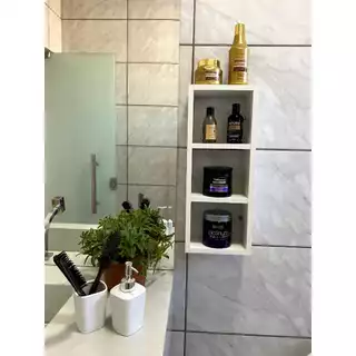 Nicho retangular triplo, com divisórias para melhor organização, para sala quarto banheiro decoração e organização 50x20x10 em MDF 15 mm branco, produto já vai montado.com design simples e prático para organizar seu ambiente
