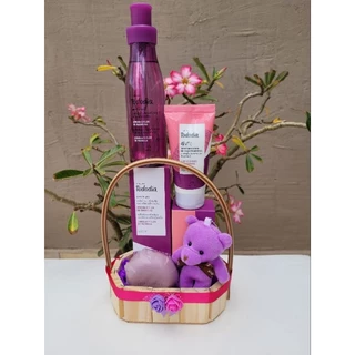 Presente Hidratante em Cesta Natura ou Avon Feminino