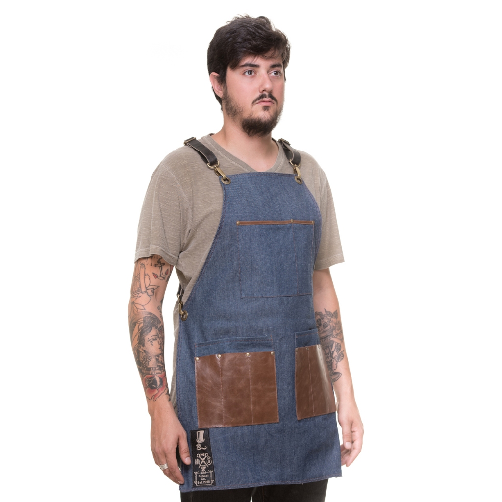 Avental em Jeans com Couro Churrasco Barista Barbearia Salão Jardinagem Cozinha