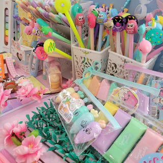 Kit de Papelaria fofa com lápis, caneta, bloco de notas e Muito Mais