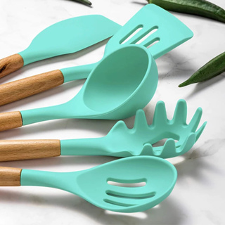 Utensílios de cozinha de silicone antiaderente com cabo de madeira, espátula  de cozinha, ferramenta de cozimento, armazenamento, panela, 12pcs | Shopee  Brasil