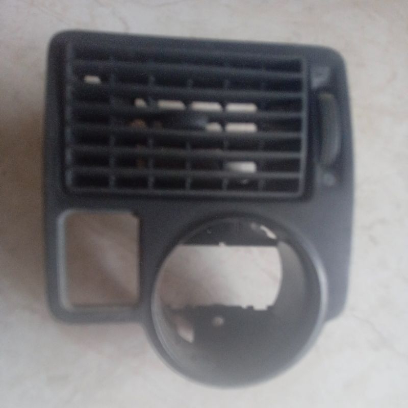 Difusor esquerdo VW Golf/Bora.