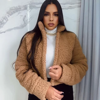Casaco casaquinho TEDDY de pelinho feminino inverno curto CROPPED
