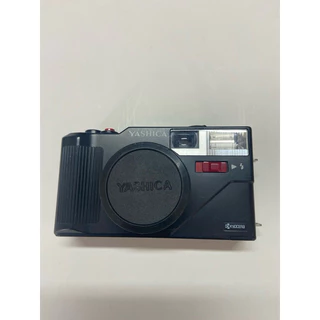 Câmera Fotográfica Yashica / Kyocera MF 3 Super