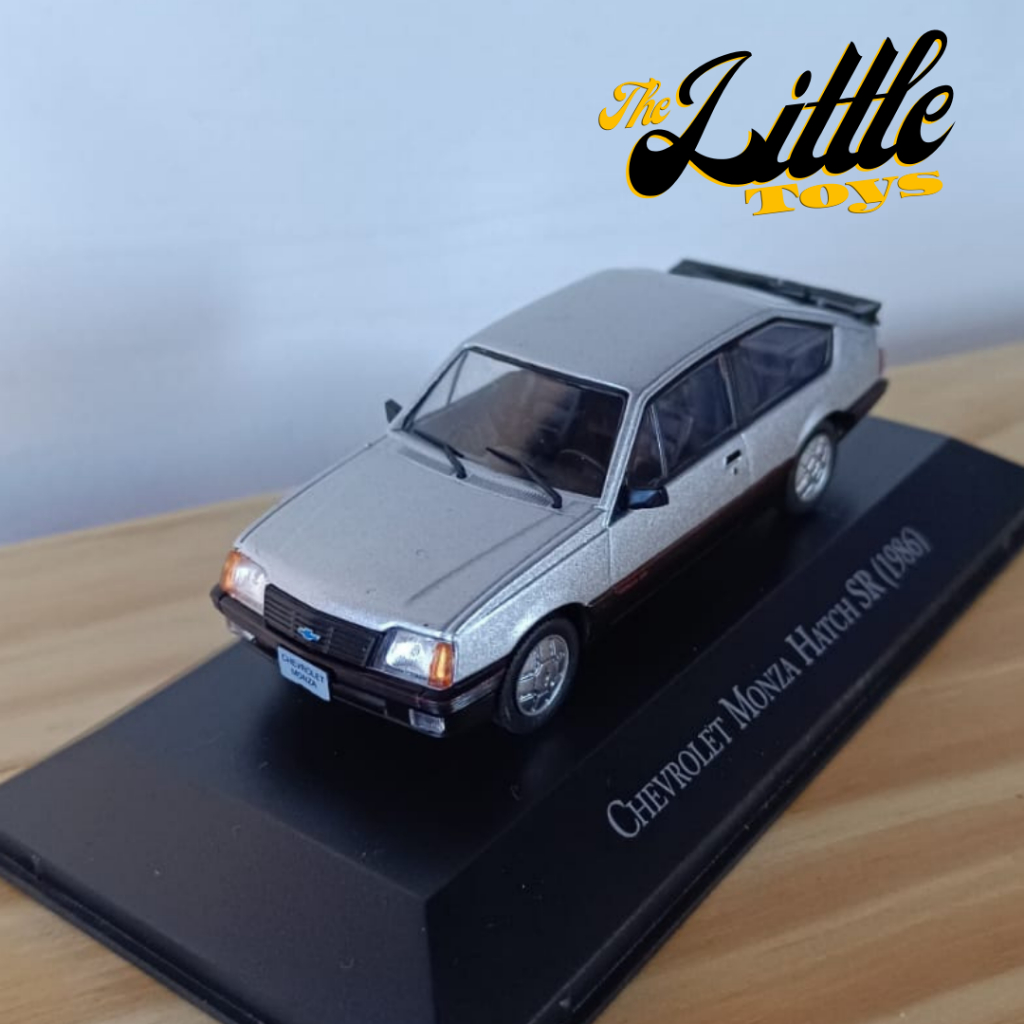 Modèle Réduit CHEVROLET Monza Classic 1986 - Argent/Noir - Atlas 1:43 - Neuf Sous Blister