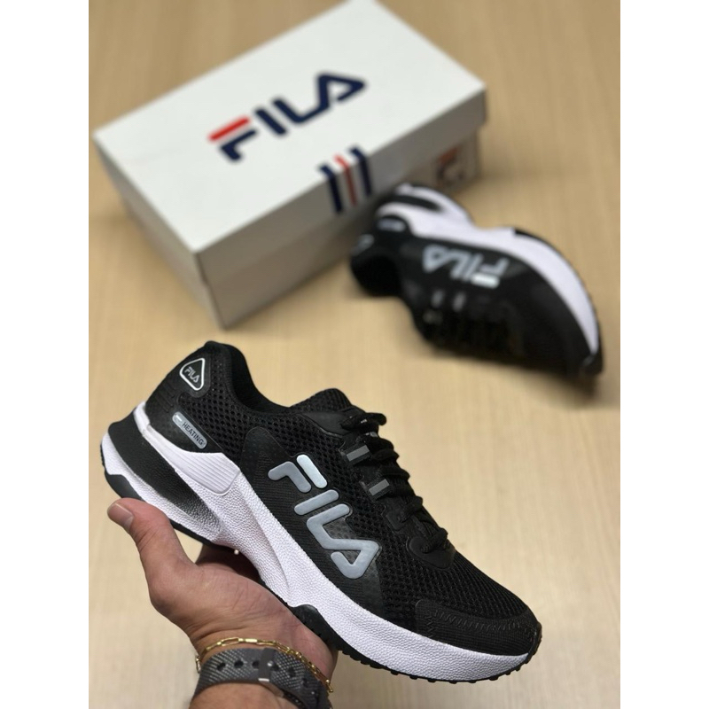 tênis masculino lindo preto